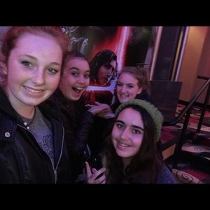 Meet your Posher, Lola